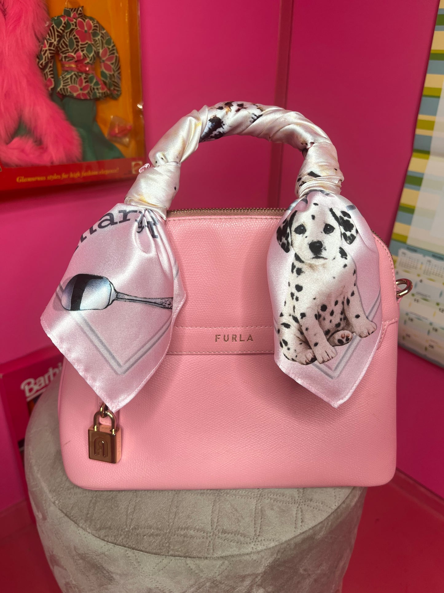 Ice Cream Pop Scarf Parlor / Double Chip and Cream